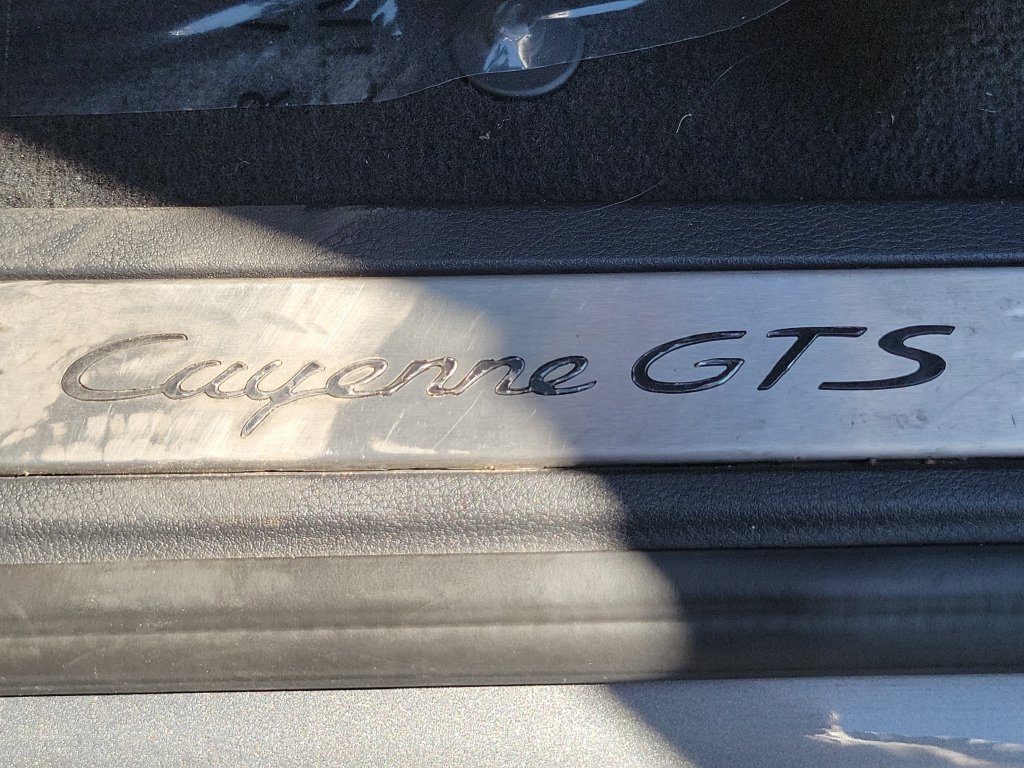 Used 2016 Porsche Cayenne GTS AWD/4WD image 18