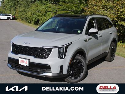 New 2026 Kia Sorento S w/ S Panoramic Sunroof Package