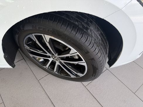 Used 2024 Volkswagen Jetta Sport FWD image 12