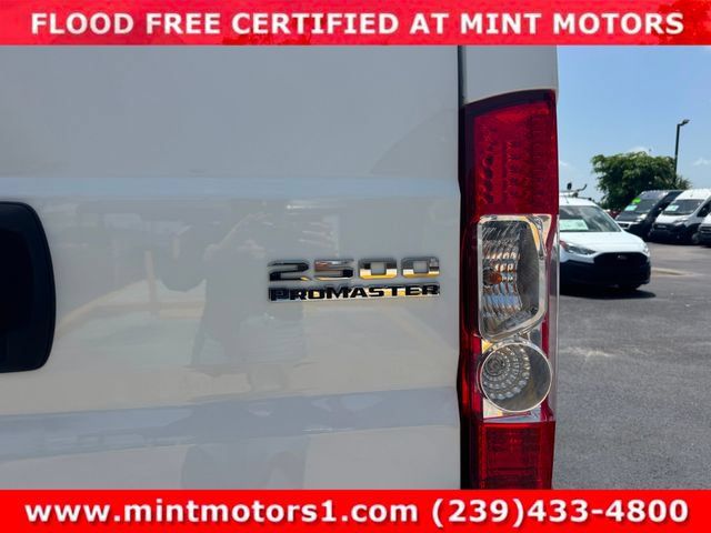 Used 2025 RAM ProMaster 2500 w/ Convenience Group FWD image 24
