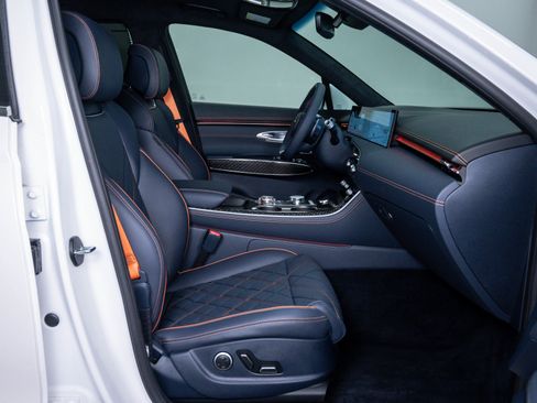 New 2026 Genesis GV70 2.5T Sport Prestige AWD/4WD image 11