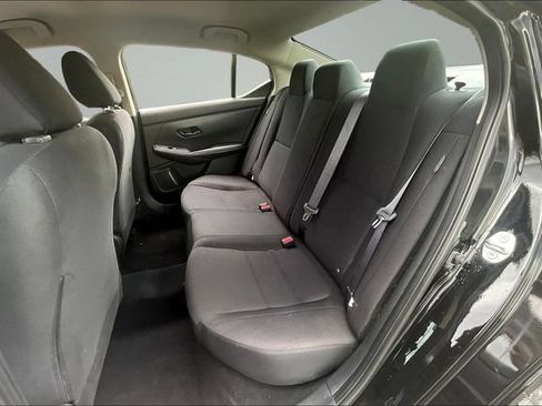 Used 2024 Nissan Sentra S FWD image 21