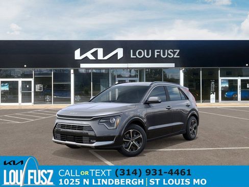 New 2026 Kia Niro SX image 1