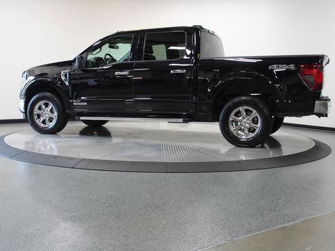 Used 2024 Ford F150 XLT w/ Mobile Office Package image 8