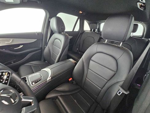 Certified 2022 Mercedes-Benz GLC 300 image 22