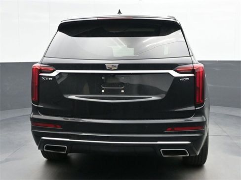 Used 2023 Cadillac XT6 Premium Luxury image 7