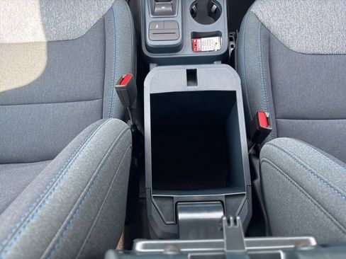 New 2025 Ford Maverick XLT w/ XLT Luxury Package image 16