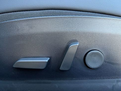 Used 2020 Tesla Model 3 Long Range image 13