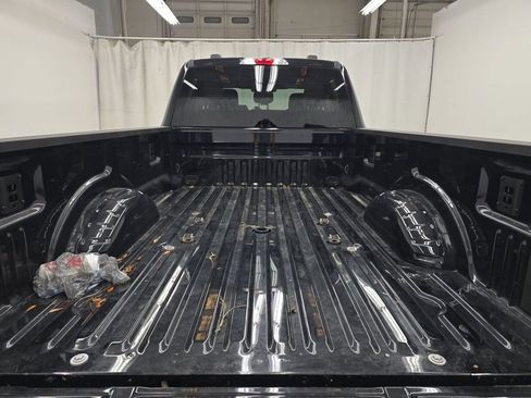 Used 2024 Ford F350 XLT image 5