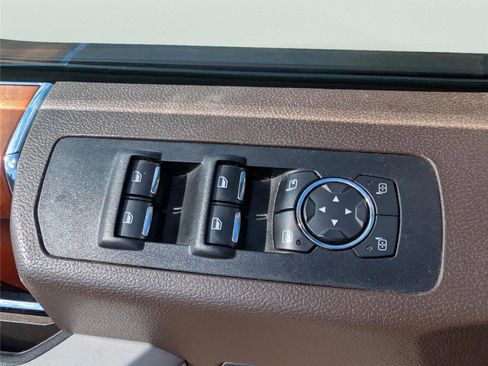 Used 2018 Ford F150 King Ranch w/ Equipment Group 601A Luxury image 25