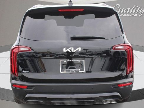 Used 2022 Kia Telluride SX w/ SX Prestige Package image 5