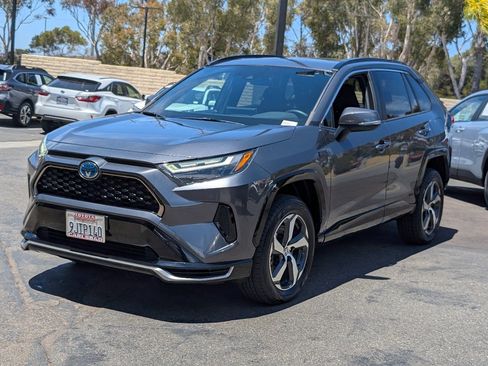Used 2023 Toyota RAV4 SE w/ Weather & Moonroof Package AWD/4WD image 11