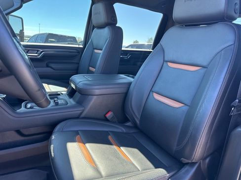 Used 2024 GMC Sierra 3500 AT4 w/ Technology Package image 8