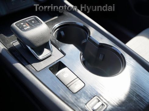 Used 2022 Nissan Rogue SV image 27