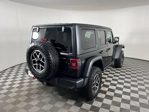 Used 2026 Jeep Wrangler Unlimited Rubicon AWD/4WD image 7