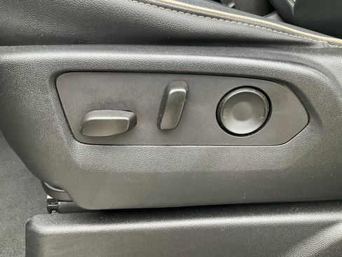 Used 2023 Chevrolet Tahoe Premier image 6