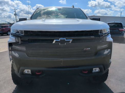 Used 2020 Chevrolet Silverado 1500 LT Trail Boss w/ Bed Protection Package AWD/4WD image 8