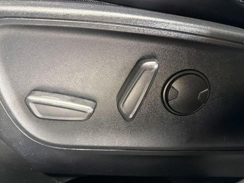 Used 2024 Ford Escape Platinum image 20