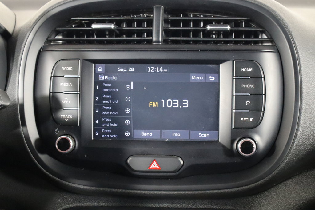 Used 2020 Kia Soul LX FWD image 25