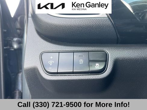 Certified 2024 Kia Seltos S image 30