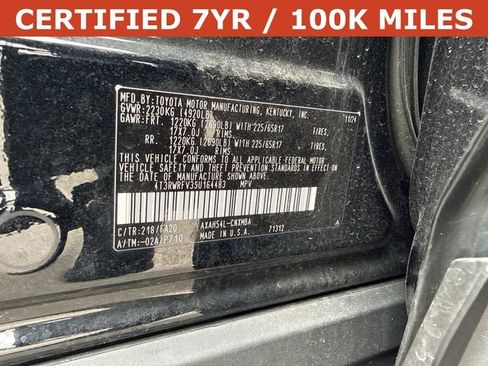 Used 2025 Toyota RAV4 XLE image 29