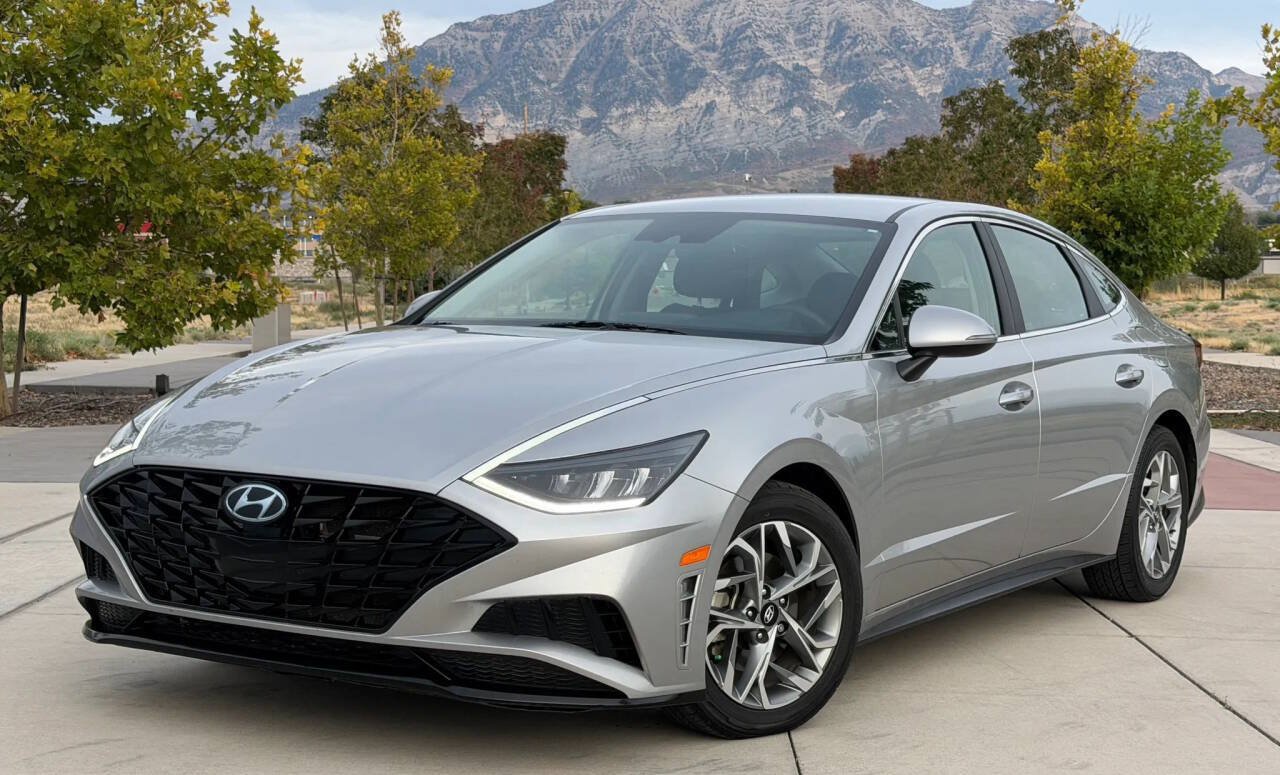 Used 2021 Hyundai Sonata SEL w/ Preferred Accessory Package FWD image 1