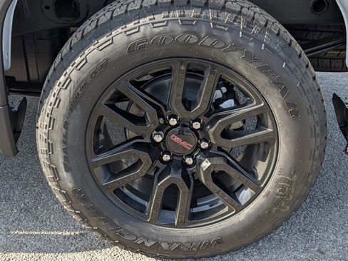 New 2026 GMC Sierra 1500 Elevation w/ Elevation Select Package image 9