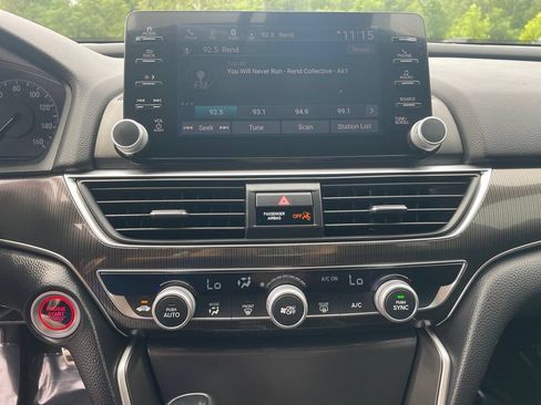 Used 2019 Honda Accord Sport image 22