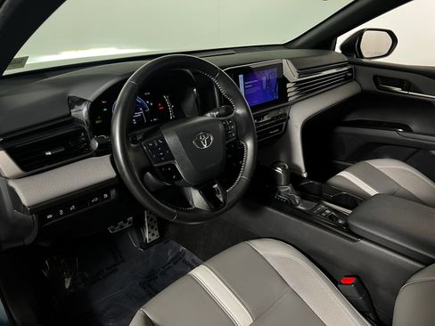 Certified 2025 Toyota Camry SE FWD image 12