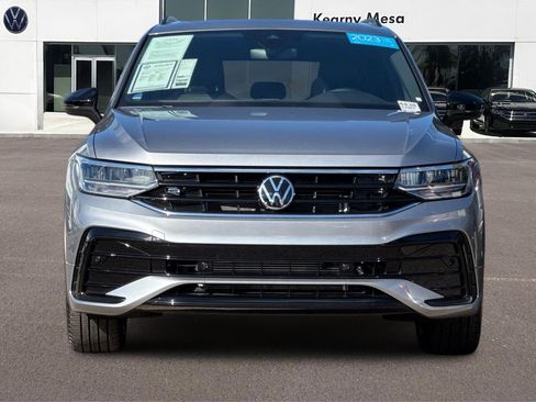 Used 2023 Volkswagen Tiguan SE R-Line image 9