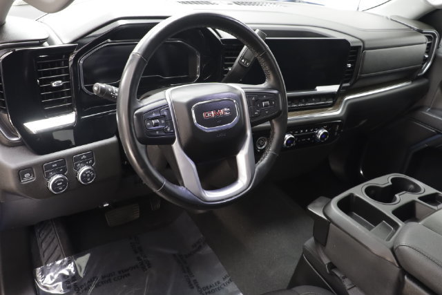 Used 2024 GMC Sierra 1500 Elevation AWD/4WD image 7