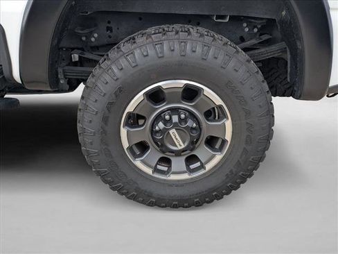 Used 2024 Ford F250 Lariat w/ Lariat Ultimate Package image 9