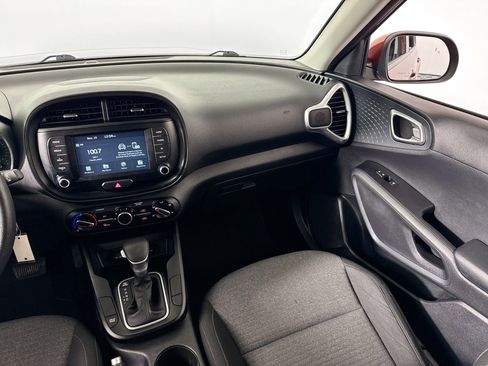 Used 2020 Kia Soul S image 33