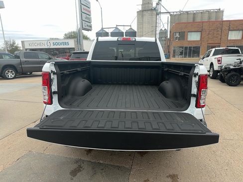 Used 2022 RAM 1500 Big Horn AWD/4WD image 8