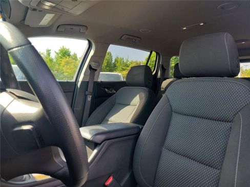 Used 2021 GMC Acadia SLE w/ Driver Convenience Package FWD image 19