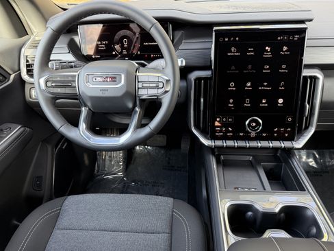 New 2026 GMC Acadia Elevation FWD image 18