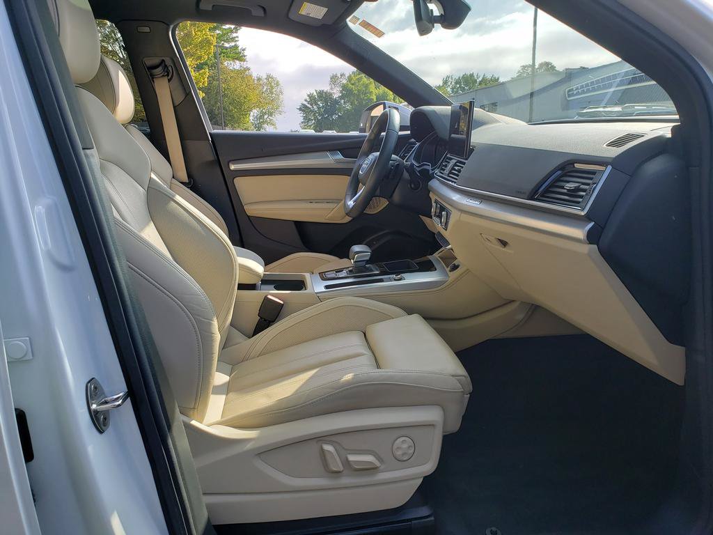Used 2023 Audi Q5 2.0T Premium Plus AWD/4WD image 18