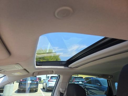 Used 2024 Honda Accord EX image 18