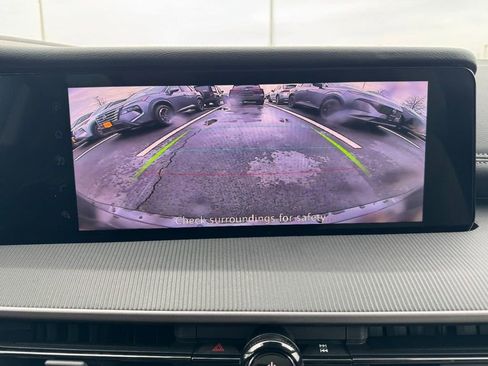 Used 2025 Nissan Murano SV AWD/4WD image 20