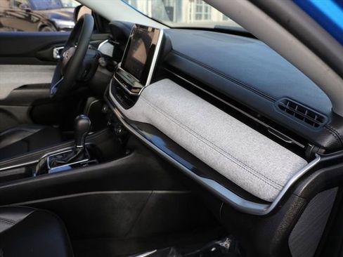 Used 2022 Jeep Compass Latitude image 10