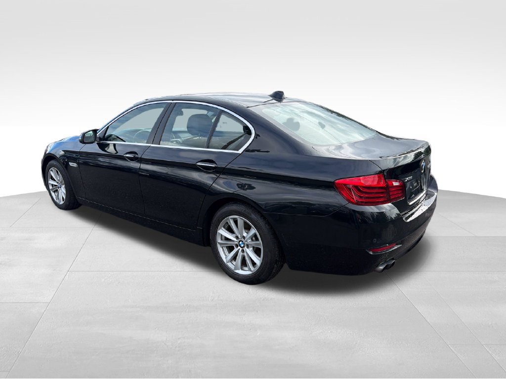Used 2016 BMW 528i xDrive Sedan AWD/4WD image 5