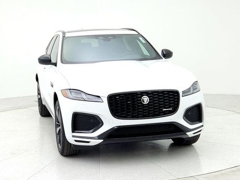 Certified 2025 Jaguar F-PACE R-Dynamic S image 2
