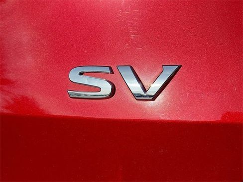 Used 2018 Nissan Rogue SV image 29