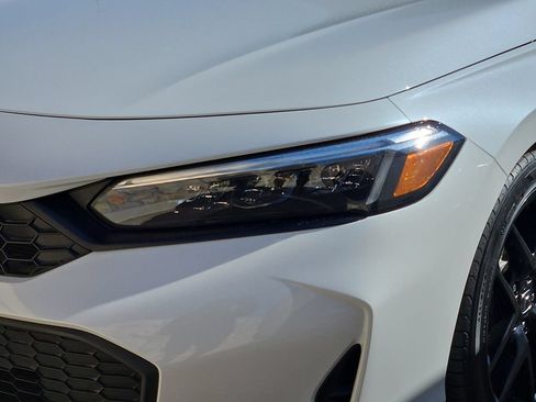 Used 2026 Honda Civic Sport image 3
