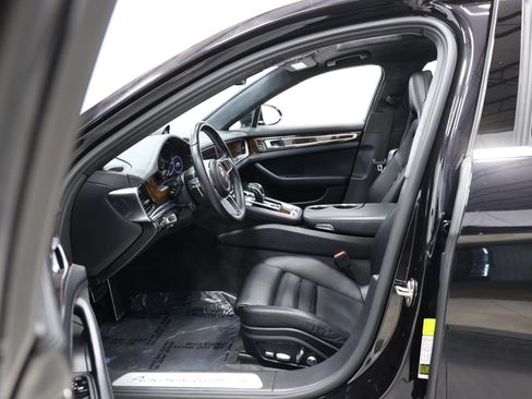 Used 2018 Porsche Panamera Turbo S Executive w/ Assistance Package AWD/4WD image 13