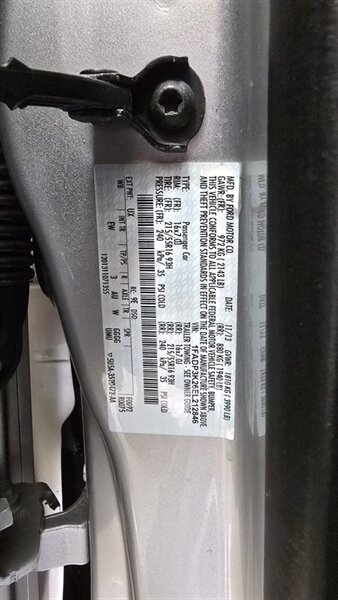 Used 2014 Ford Focus SE FWD image 22