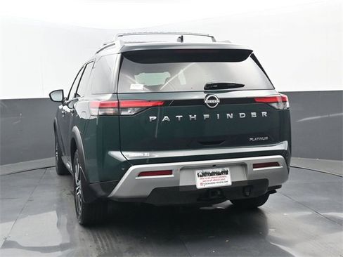 Used 2024 Nissan Pathfinder Platinum image 21