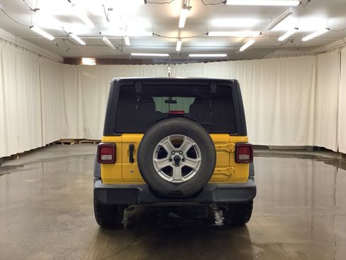 Used 2019 Jeep Wrangler Unlimited Sport S AWD/4WD image 7