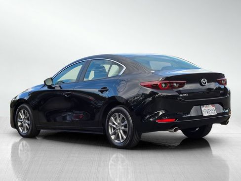 Certified 2025 MAZDA MAZDA3 s FWD image 6