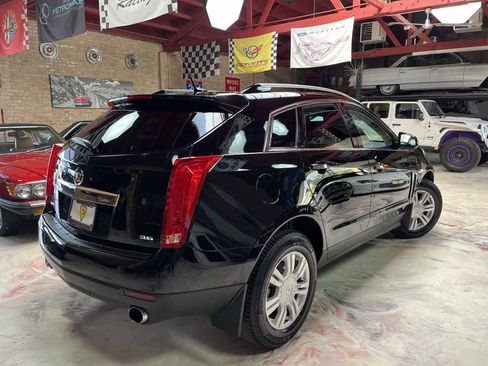 Used 2014 Cadillac SRX Luxury w/ Driver Awareness Package FWD image 2